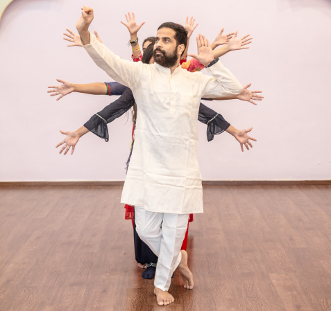 Semi-Classical Dance Training in Rishikesh